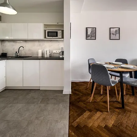 Rentplanet - Kollataja Apartamento *
